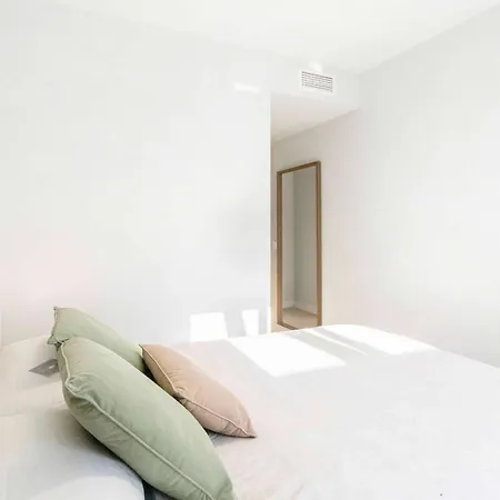 Apartmán Bayside Luxury Steps From The Beach-stylish Near Pool & Shops